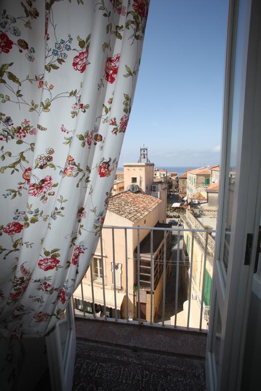 Bed and Breakfast Al Vecchio Castello à Tropea Extérieur photo